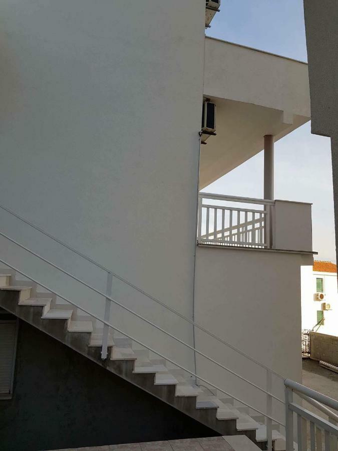 Seaview Apartments Nikola Lokva Rogoznica Esterno foto